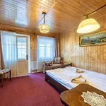 Villa Dom Szklarski Kamien *