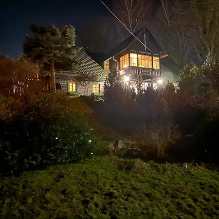 Dom Szklarski Kamien Villa