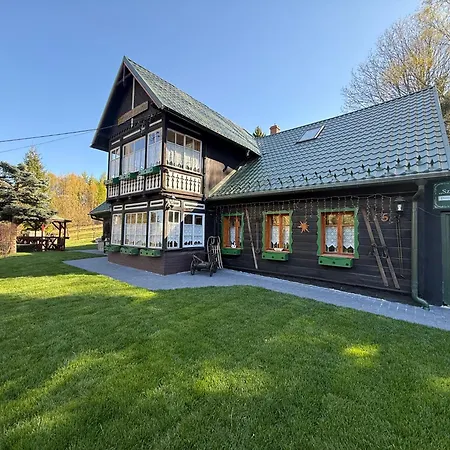 Dom Szklarski Kamien Villa