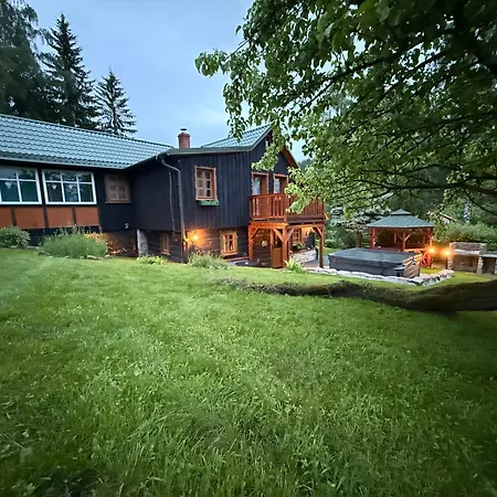 Villa Dom Szklarski Kamien