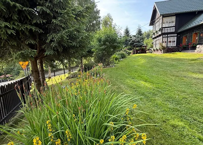 Villa Dom Szklarski Kamien *